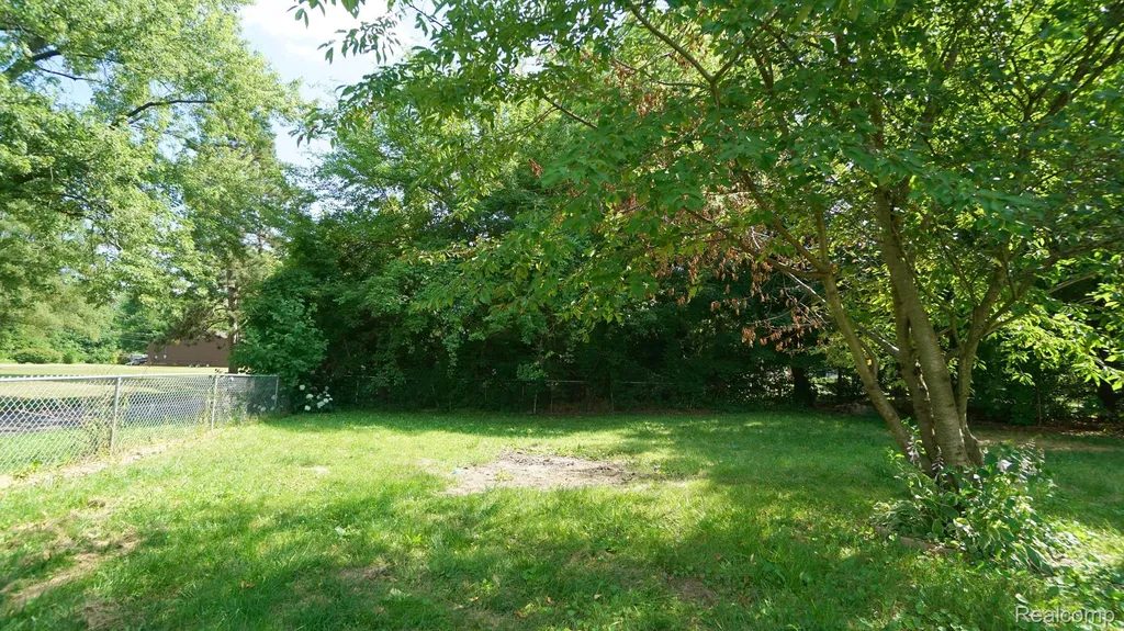 43981 S Interstate 94 Service Drive Van Buren Charter Township MI 48111