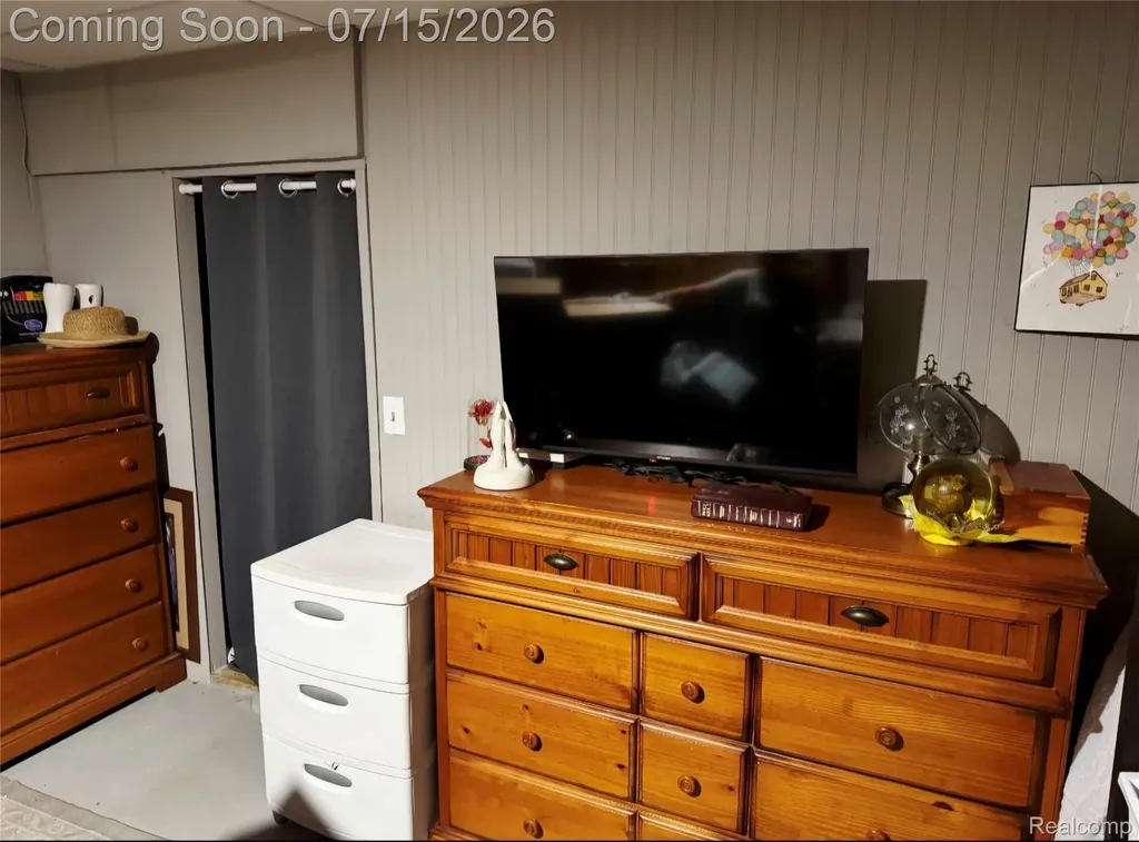 13110 Cogswell Street Romulus City MI 48174