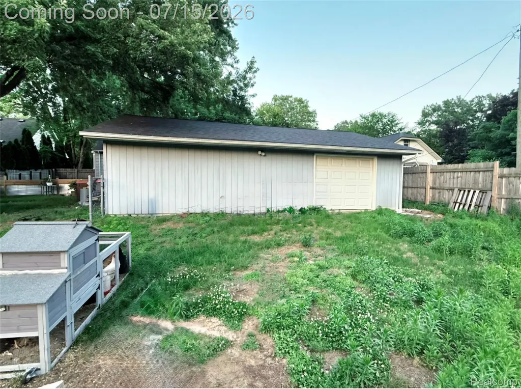 13110 Cogswell Street Romulus City MI 48174