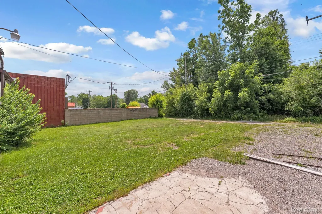 22019 Fenkell Street Detroit City MI 48223