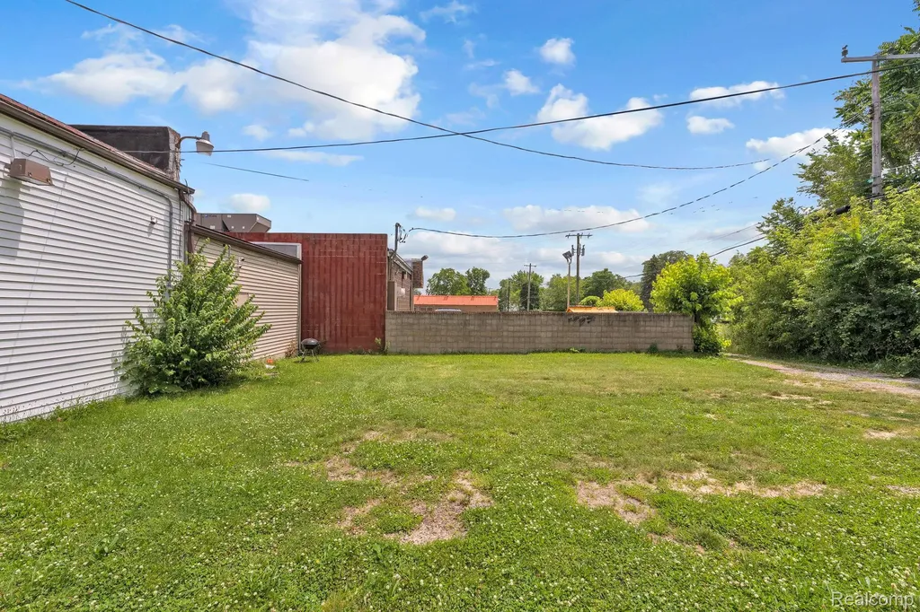22019 Fenkell Street Detroit City MI 48223