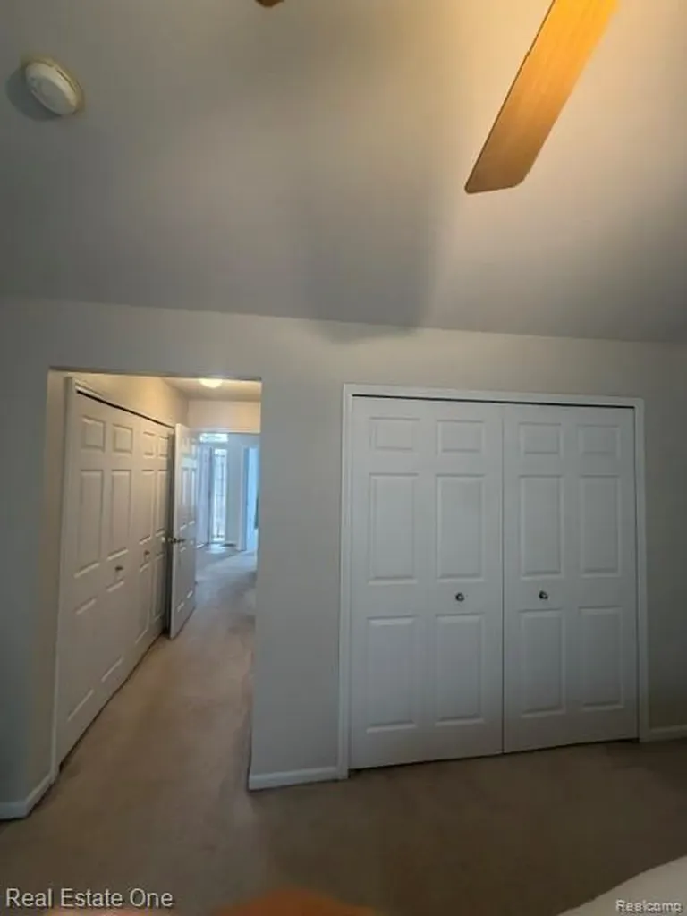 830 Woodhaven Commerce Charter Township MI 48390