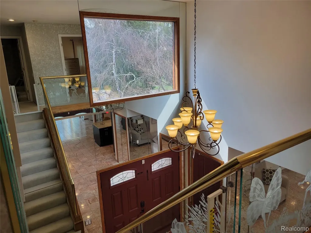 5549 Perrytown Drive West Bloomfield Charter Township MI 48322