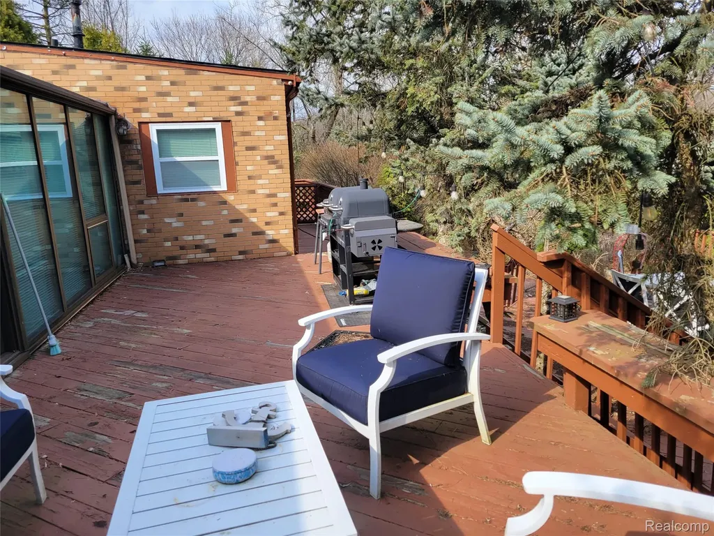 5549 Perrytown Drive West Bloomfield Charter Township MI 48322