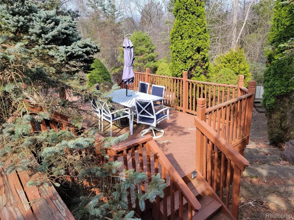 5549 Perrytown Drive West Bloomfield Charter Township MI 48322