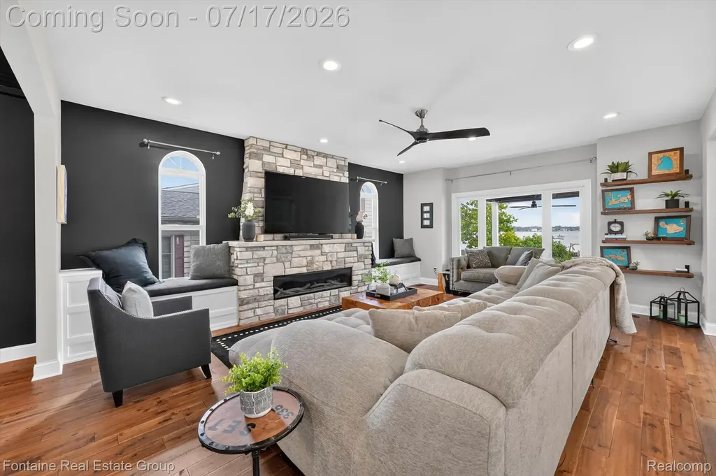 240 Rosebud Court Walled Lake City MI 48390