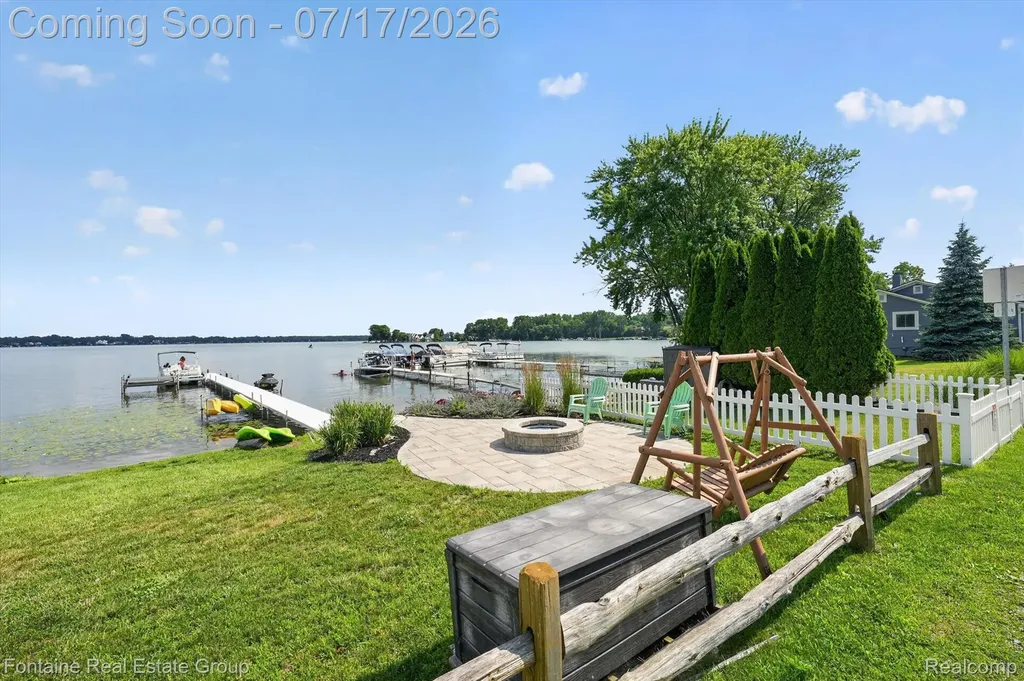 240 Rosebud Court Walled Lake City MI 48390