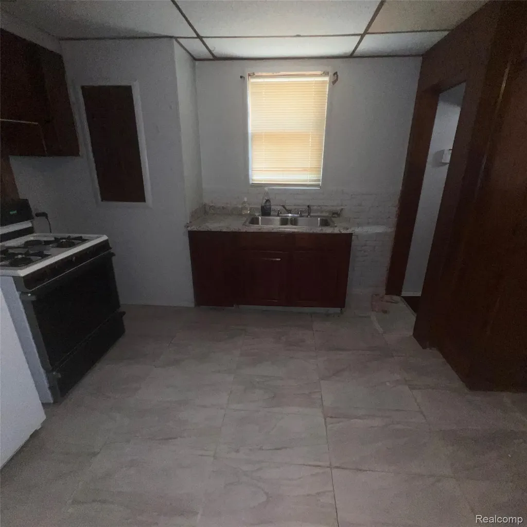 19690 Wexford Street Detroit City MI 48234