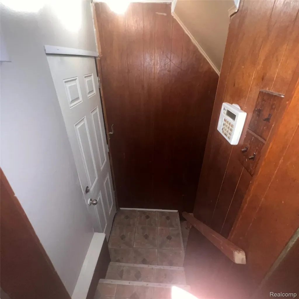 19690 Wexford Street Detroit City MI 48234