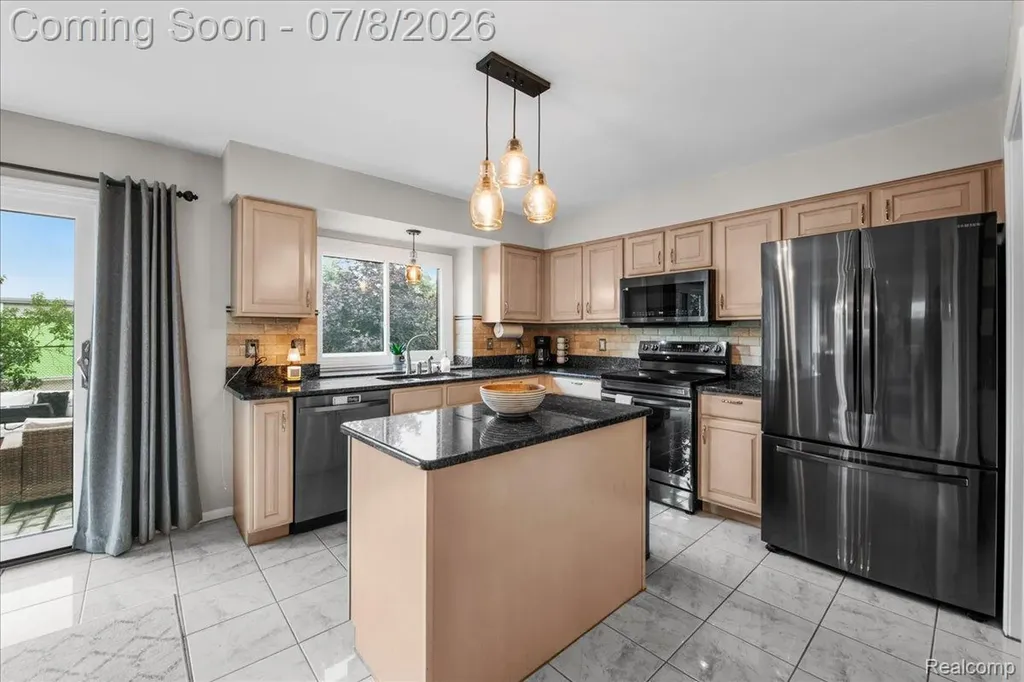 45433 Indian Creek Drive Canton Charter Township MI 48187