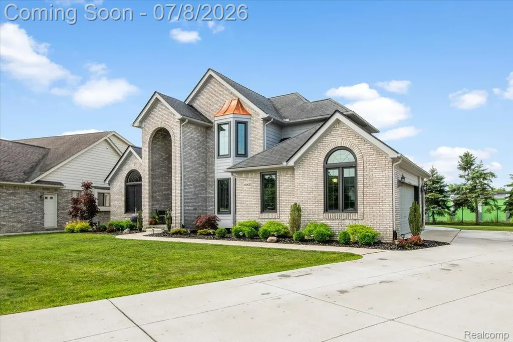45433 Indian Creek Drive Canton Charter Township MI 48187