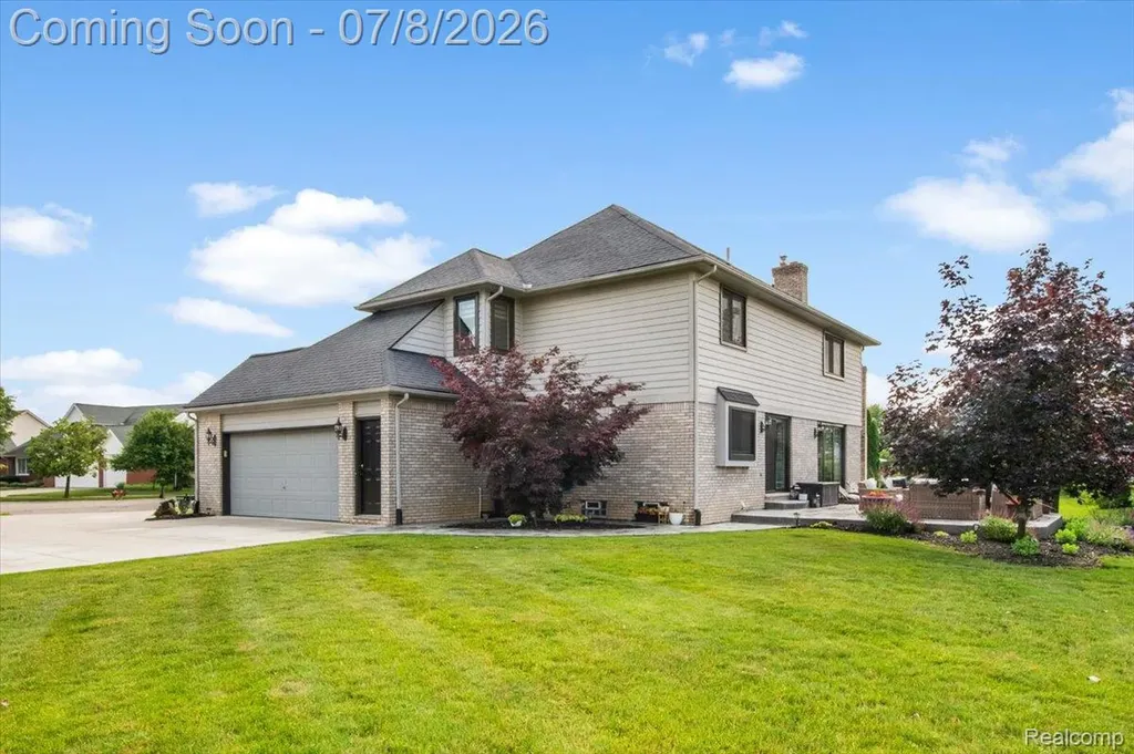 45433 Indian Creek Drive Canton Charter Township MI 48187
