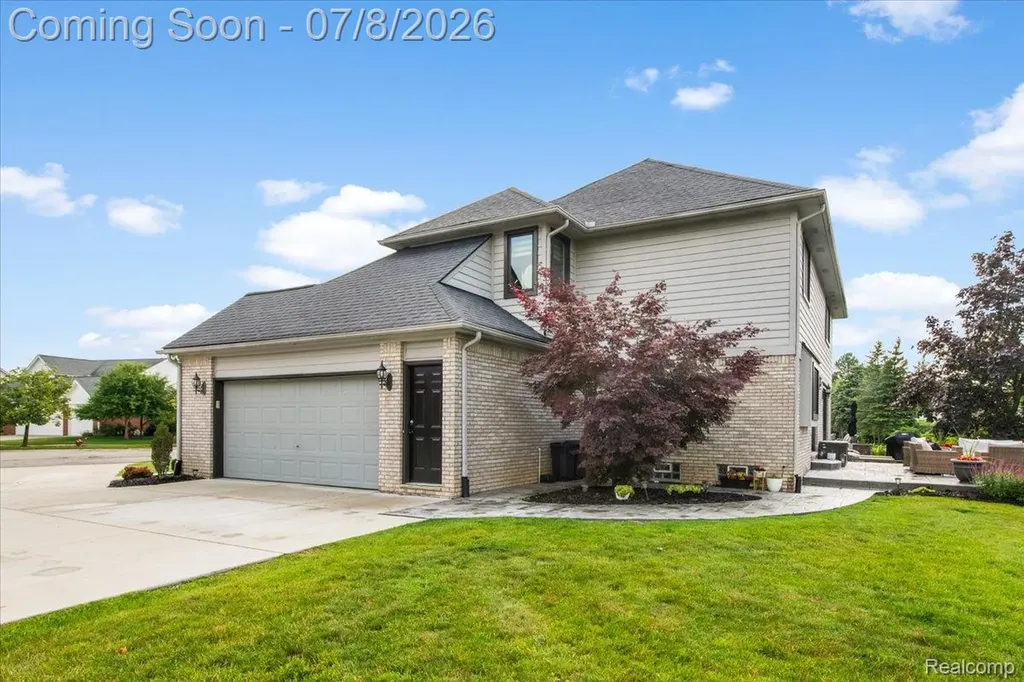 45433 Indian Creek Drive Canton Charter Township MI 48187