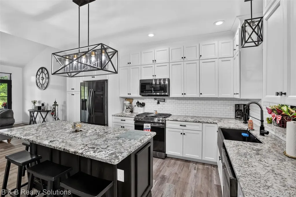 6204 Fish Lake Road Deerfield Township MI 48461