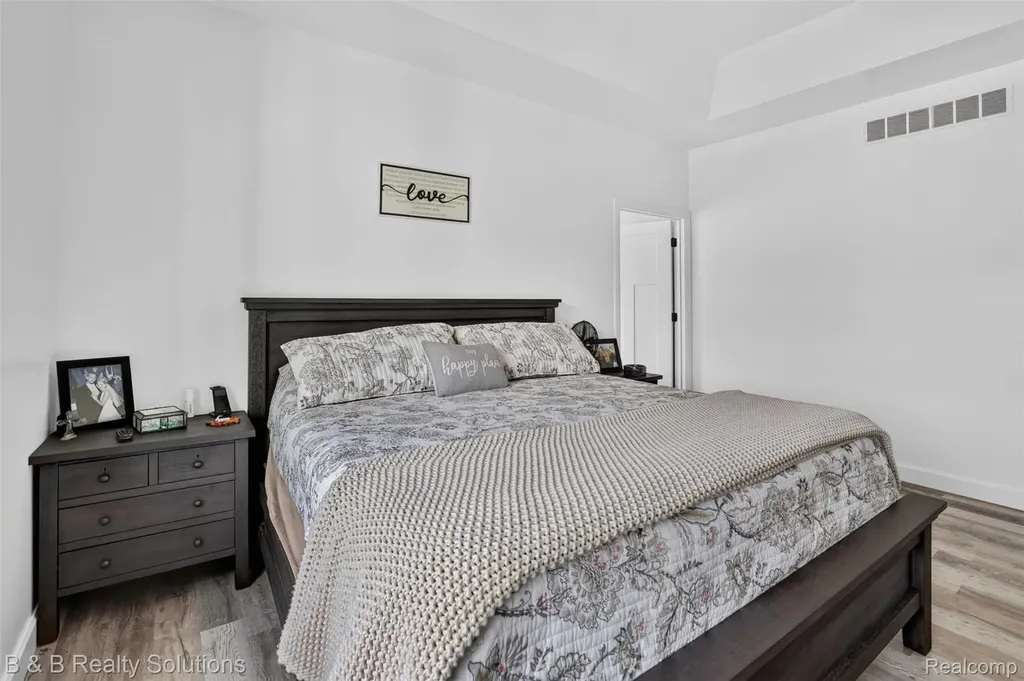 6204 Fish Lake Road Deerfield Township MI 48461