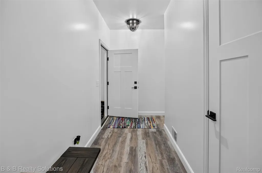 6204 Fish Lake Road Deerfield Township MI 48461