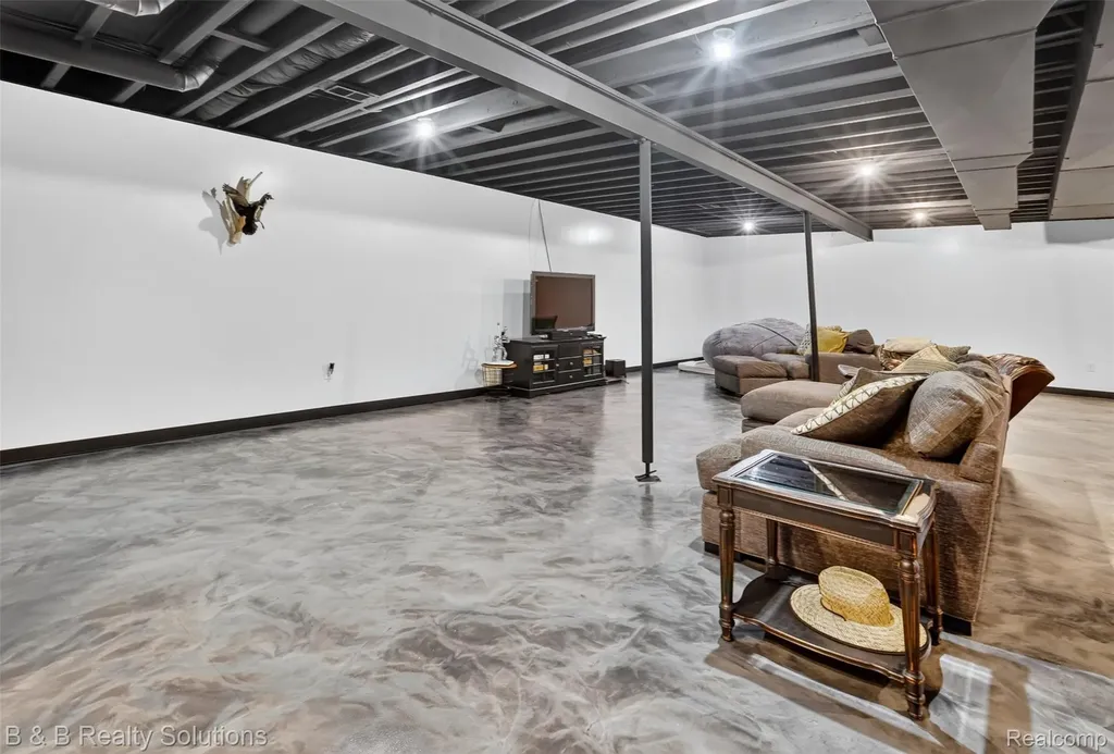 6204 Fish Lake Road Deerfield Township MI 48461