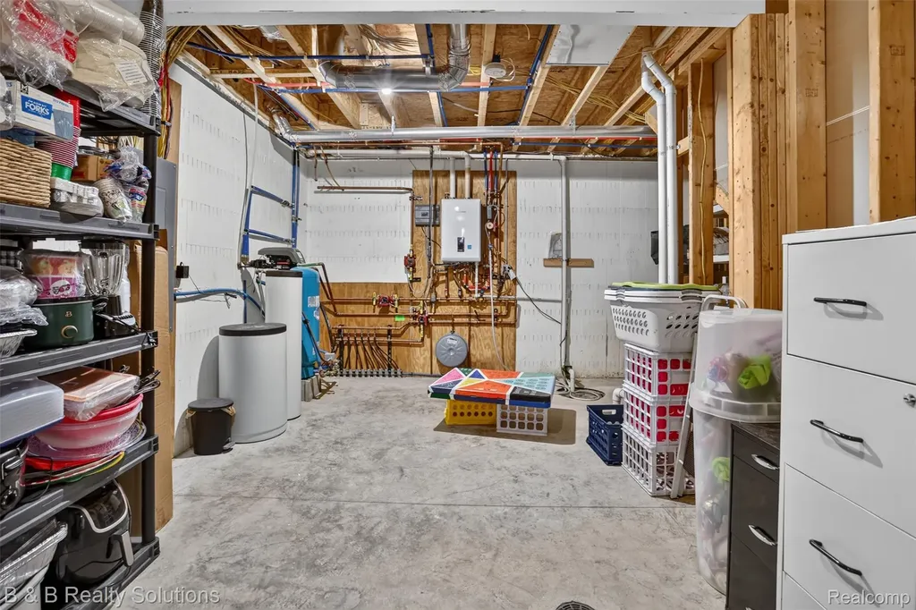 6204 Fish Lake Road Deerfield Township MI 48461