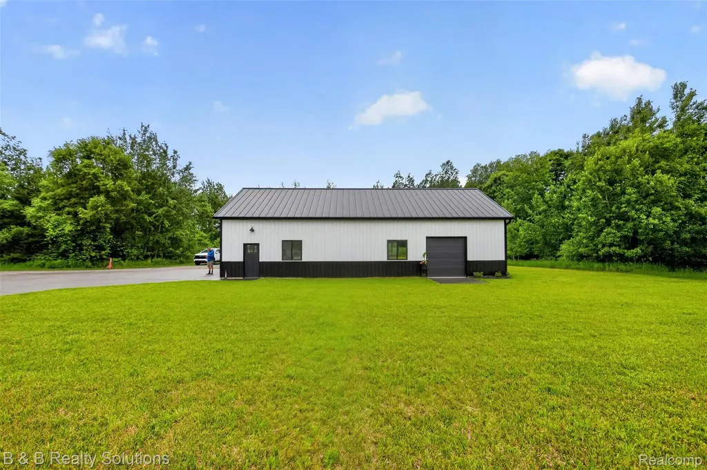 6204 Fish Lake Road Deerfield Township MI 48461