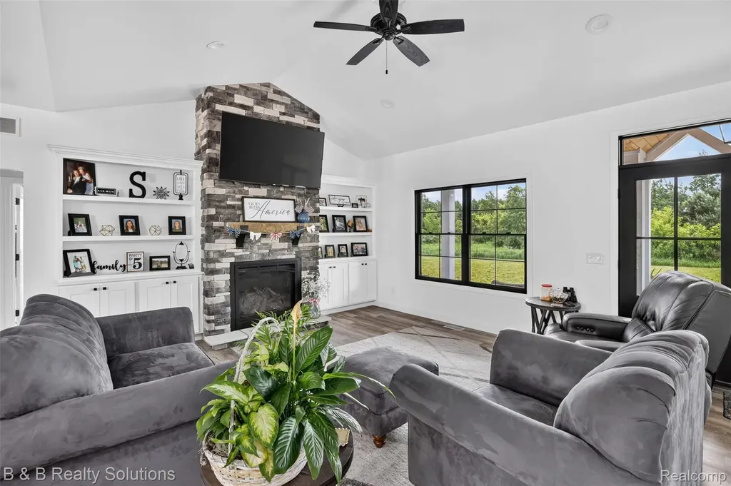 6204 Fish Lake Road Deerfield Township MI 48461