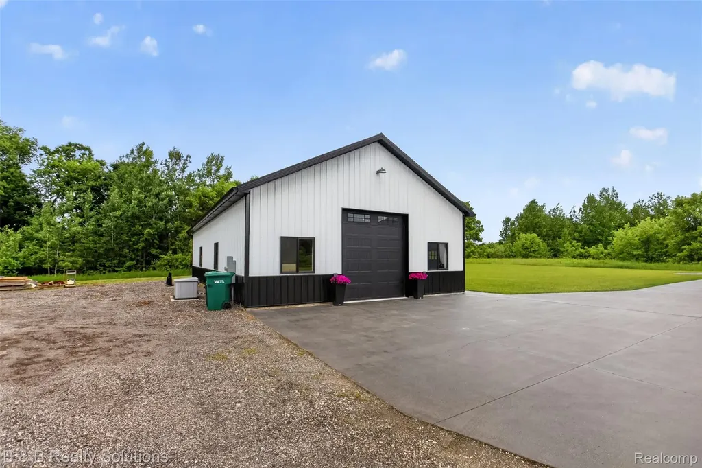 6204 Fish Lake Road Deerfield Township MI 48461