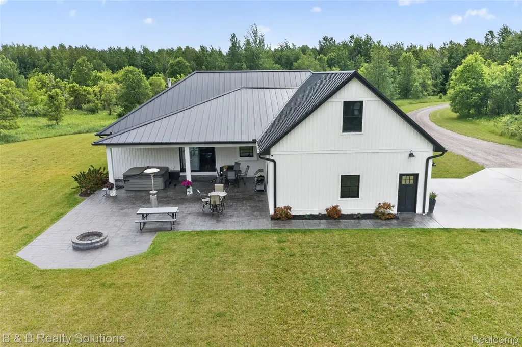 6204 Fish Lake Road Deerfield Township MI 48461