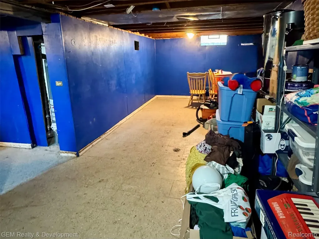 11430 Garfield Redford Charter Township MI 48239