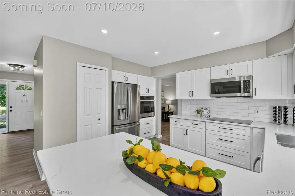 1963 Willowicke Drive Wixom City MI 48393