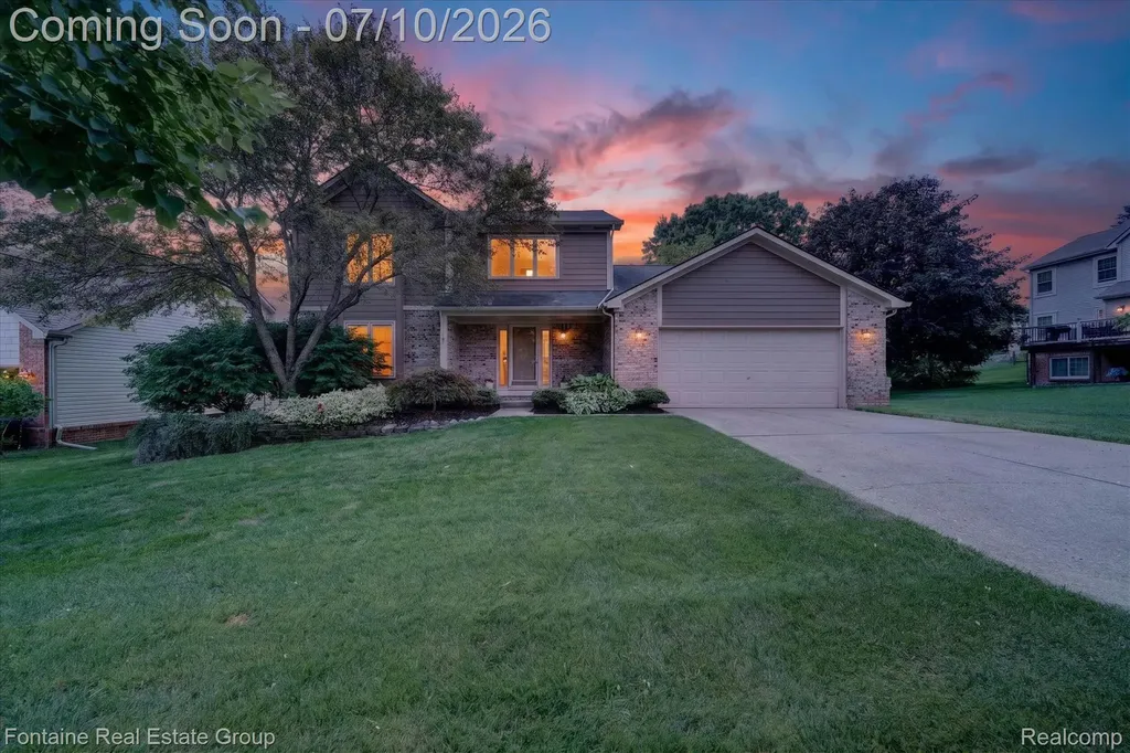 1963 Willowicke Drive Wixom City MI 48393