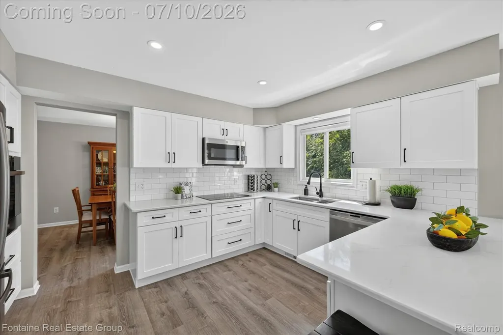 1963 Willowicke Drive Wixom City MI 48393