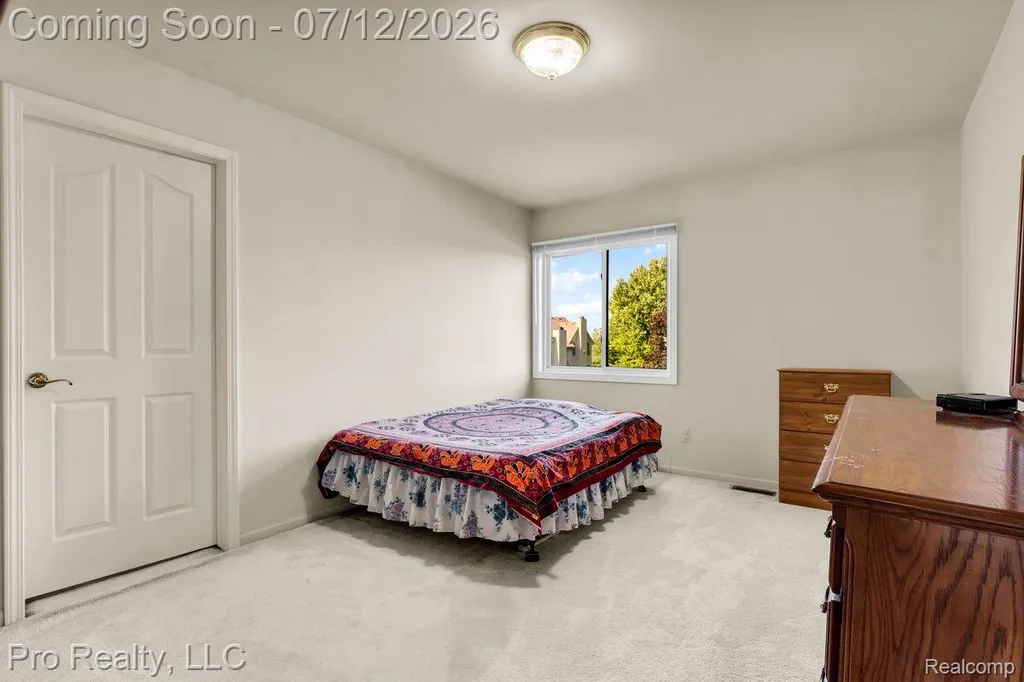 13838 Fawn Woods Court Plymouth Charter Township MI 48170