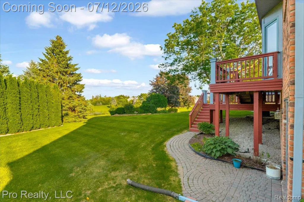 13838 Fawn Woods Court Plymouth Charter Township MI 48170