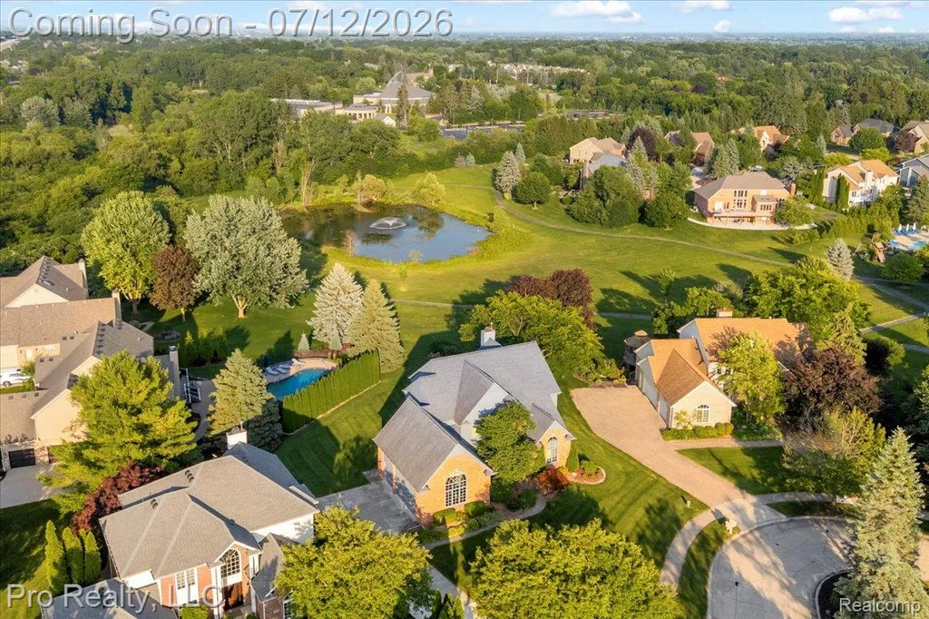 13838 Fawn Woods Court Plymouth Charter Township MI 48170