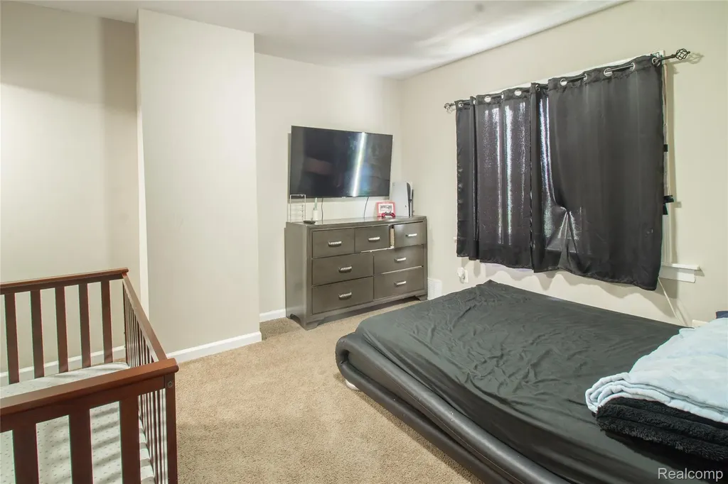 15344 Dexter Avenue Detroit City MI 48238