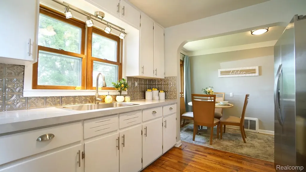 3420 Rivercrest Court Midland City MI 48640