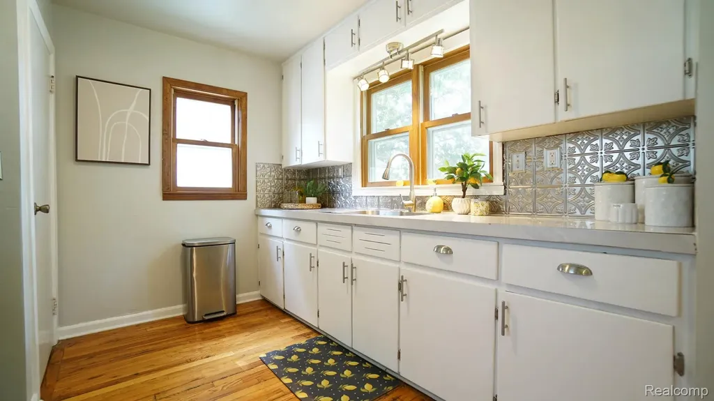 3420 Rivercrest Court Midland City MI 48640