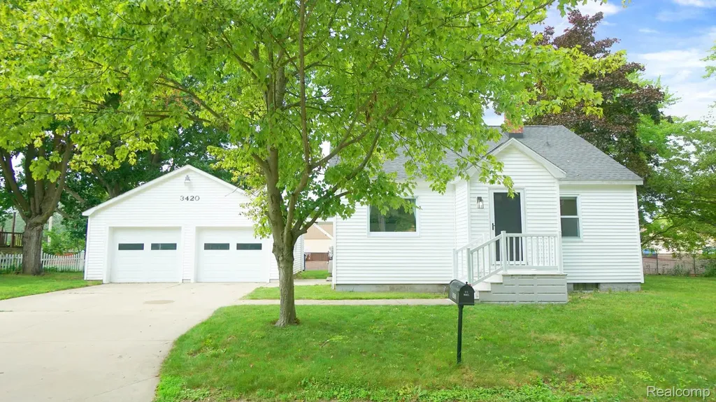 3420 Rivercrest Court Midland City MI 48640