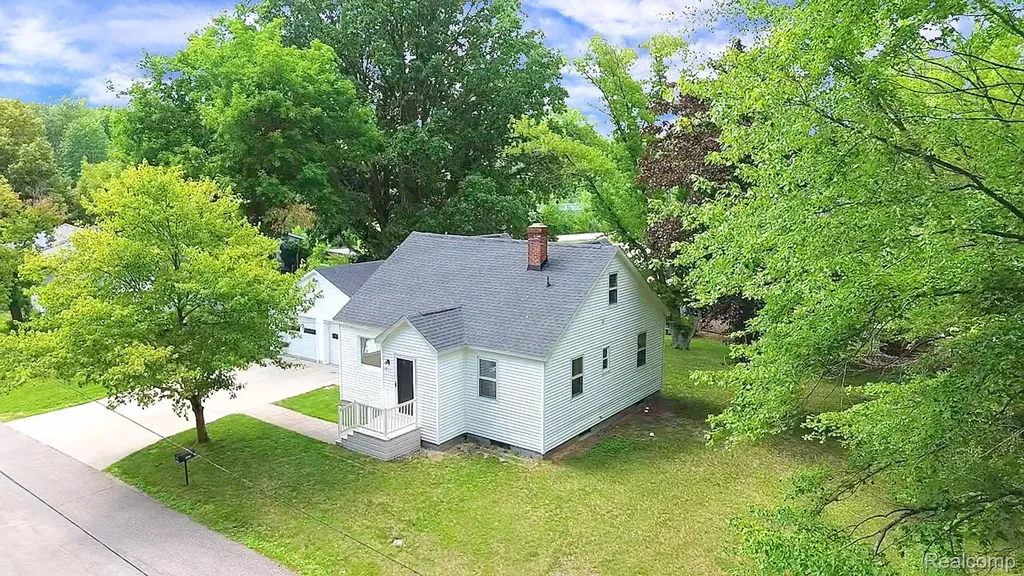 3420 Rivercrest Court Midland City MI 48640