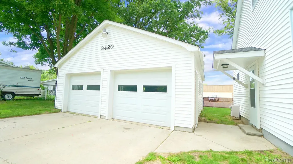 3420 Rivercrest Court Midland City MI 48640