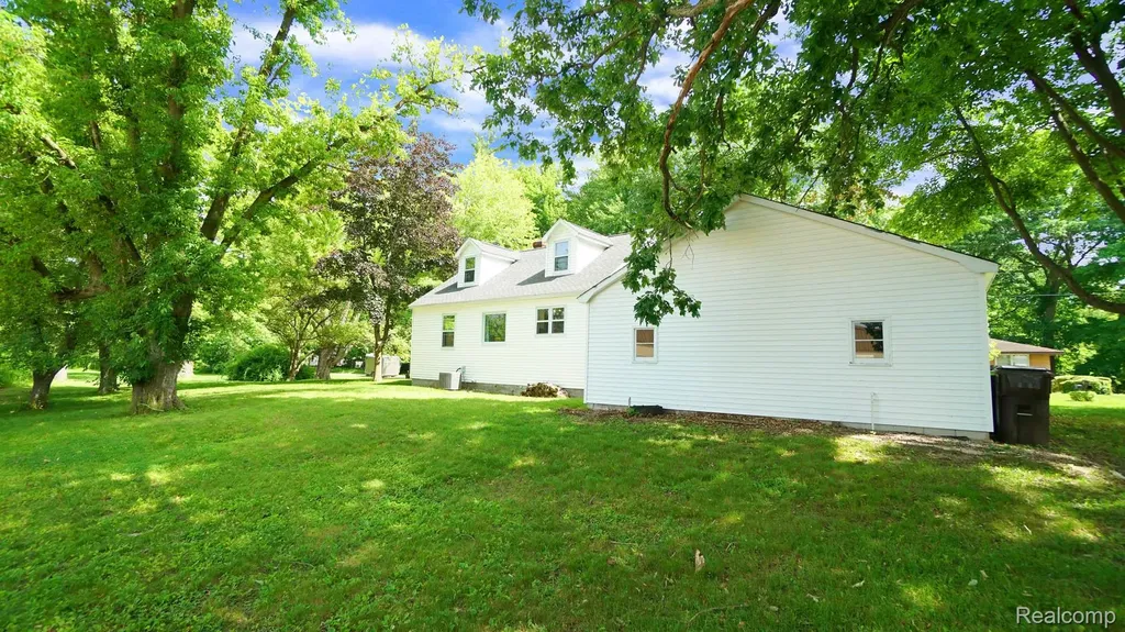 3420 Rivercrest Court Midland City MI 48640