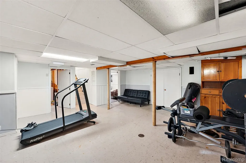 13278 Veronica Street Southgate City MI 48195