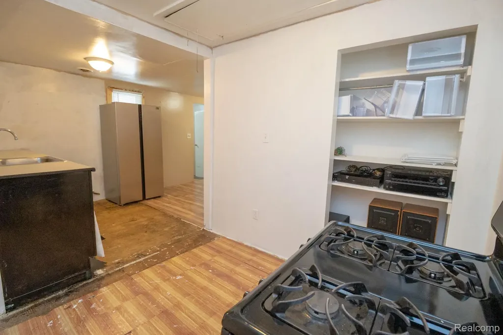 6301 Janet Street Taylor City MI 48180