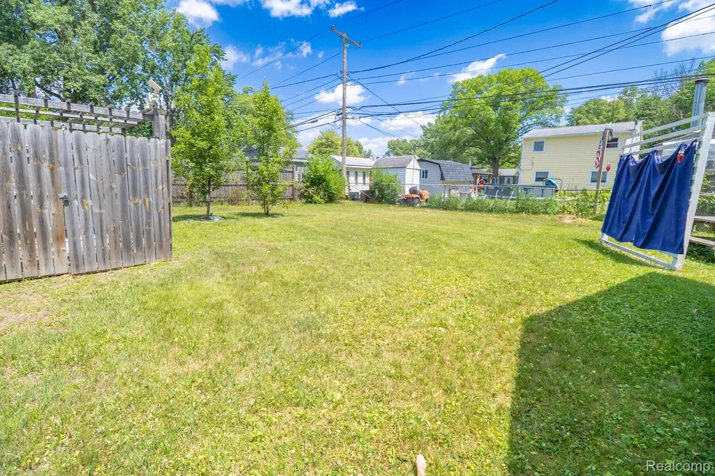 6301 Janet Street Taylor City MI 48180