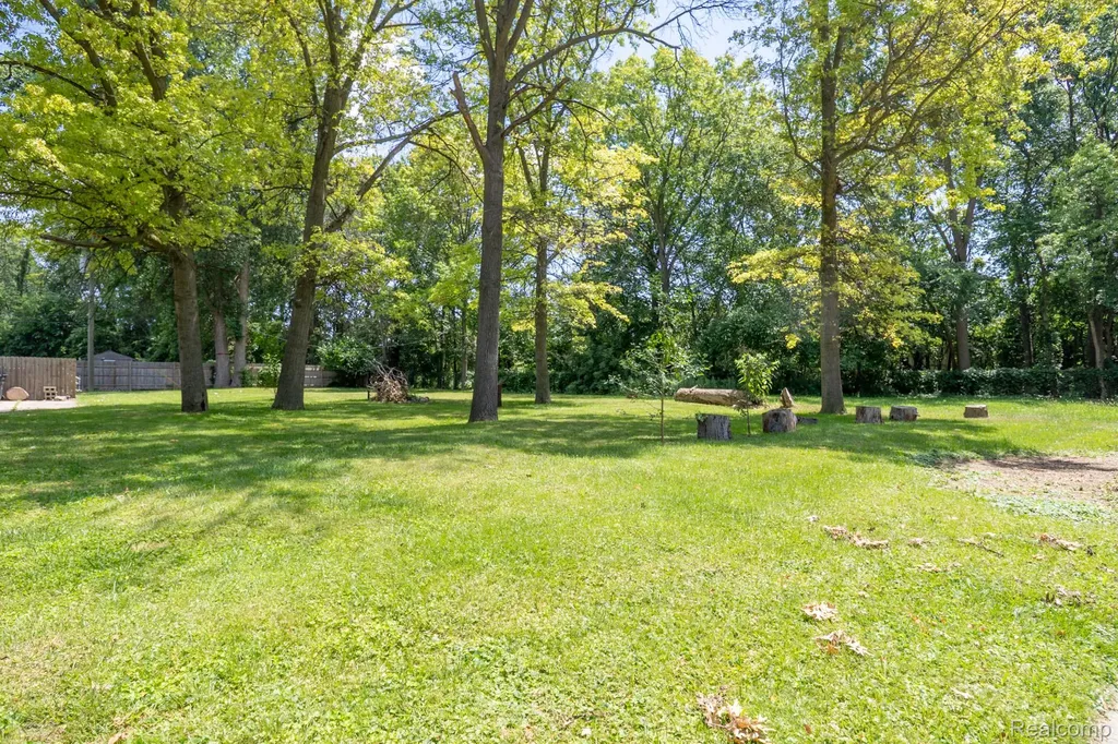6301 Janet Street Taylor City MI 48180