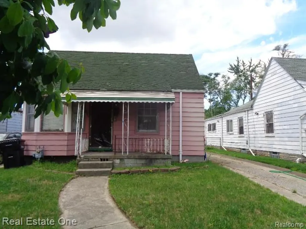 20009 Ohio Street Detroit City MI 48221