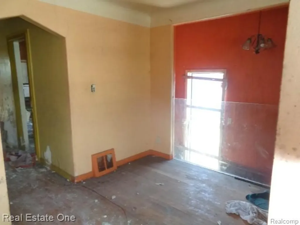 20009 Ohio Street Detroit City MI 48221