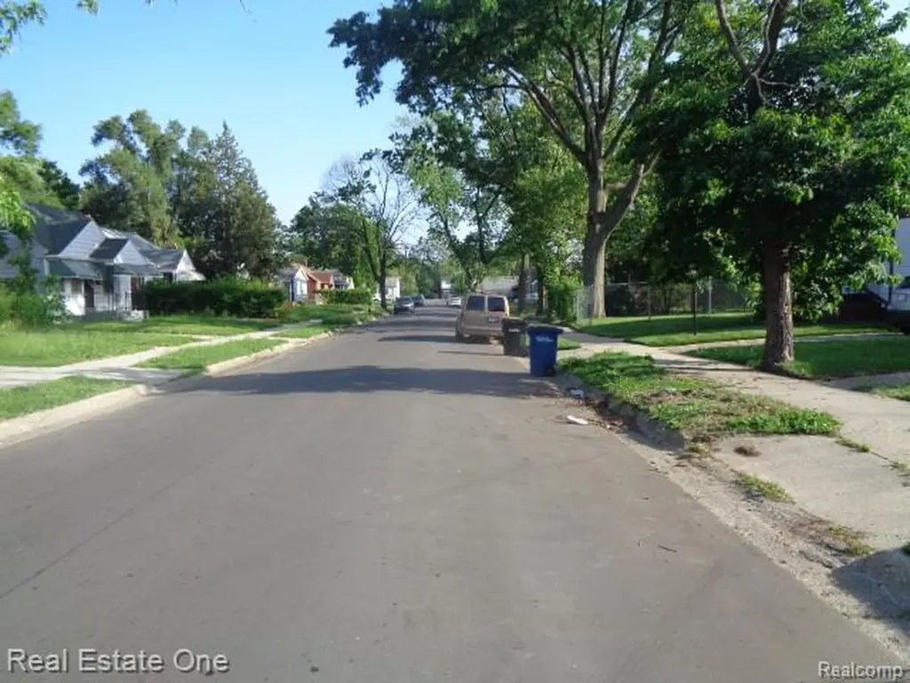 20009 Ohio Street Detroit City MI 48221