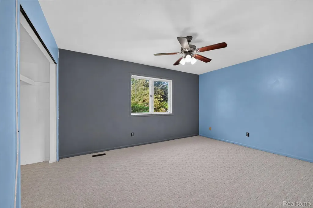 11549 Kings Coach Road Grand Blanc City MI 48439