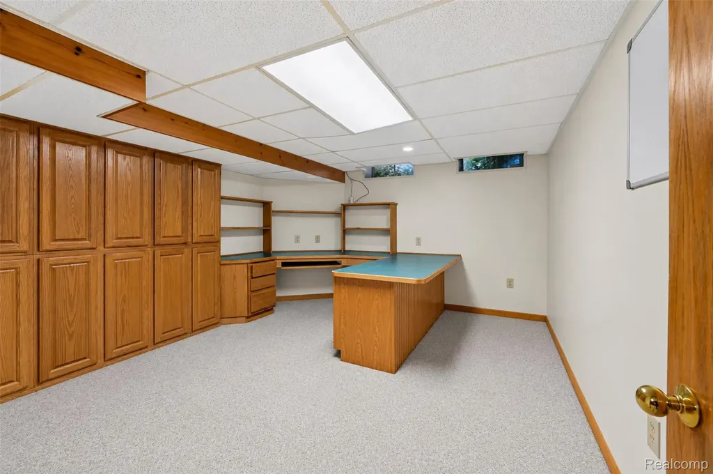 11549 Kings Coach Road Grand Blanc City MI 48439