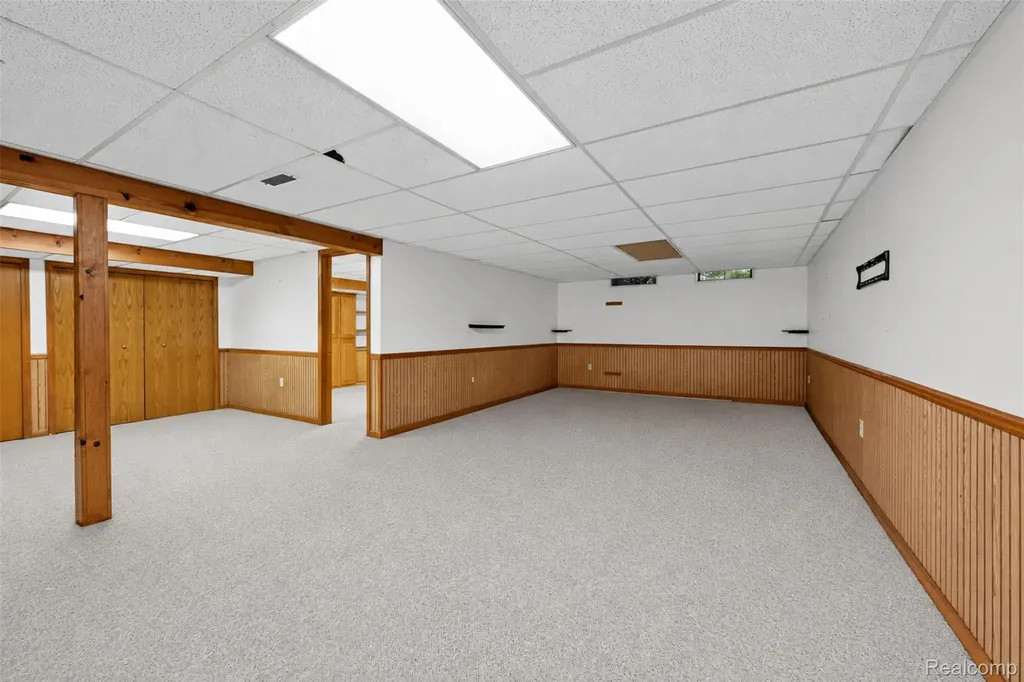 11549 Kings Coach Road Grand Blanc City MI 48439
